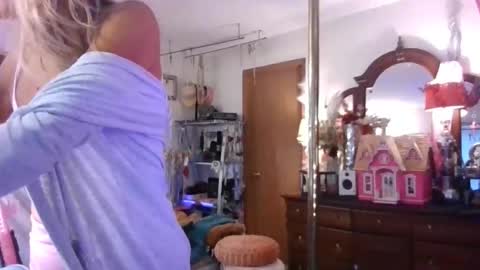 Lilithohfish online show from February 10, 2026, 6:56 pm