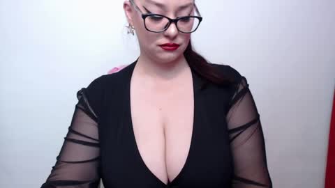 LILITHSERENDIPITY online show from January 21, 2025, 4:43 am