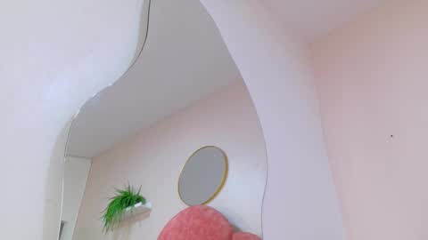 lilithsmith__ online show from October 20, 2025, 10:59 am