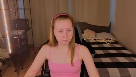 Snapshot of lilitiny chatting on July 31, 2026, 8:03 am Lili Tiny GMT2 3-10AM MonTueWedThuSat online show from July 31, 2026, 8:03 am