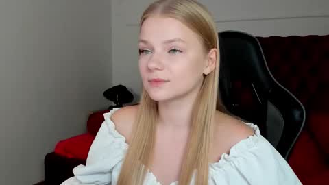 lilitrosen online show from September 16, 2025, 5:25 pm