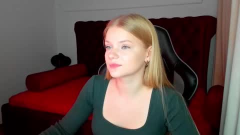lilitrosen online show from October 7, 2025, 5:43 pm