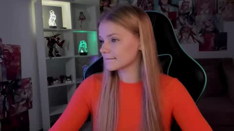 lilitrosen online show from November 11, 2025, 5:24 pm