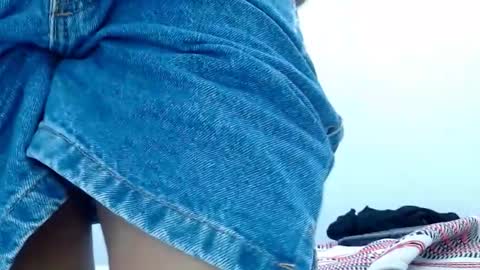 liliva18gina online show from September 24, 2025, 8:01 pm