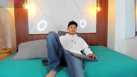 Snapshot of lillian_lee1 chatting on July 7, 2026, 7:07 pm lillian_lee1 online show from July 7, 2026, 7:07 pm