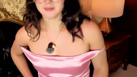 Snapshot of lillianderson chatting on June 3, 2026, 2:33 pm lillianderson - Next stream start at 0700hs GTM-3 online show from June 3, 2026, 2:33 pm