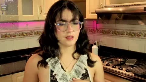 Snapshot of lillianderson chatting on June 4, 2026, 11:49 am lillianderson - Next stream start at 0700hs GTM-3 online show from June 4, 2026, 11:49 am