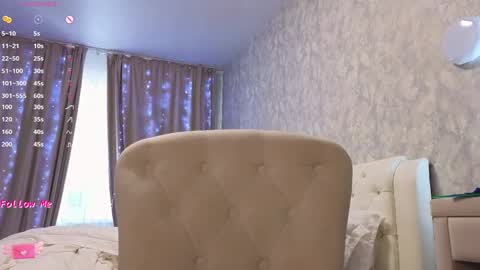 Snapshot of lilliasweety chatting on April 5, 2026, 4:42 am Lara Angel online show from April 5, 2026, 4:42 am