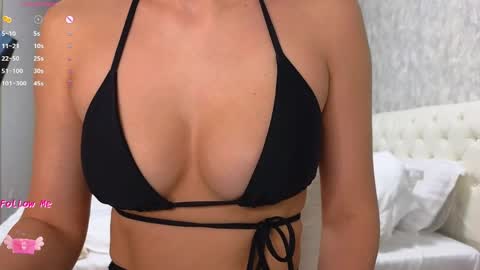 Snapshot of lilliasweety chatting on April 15, 2026, 3:02 am Lara Angel online show from April 15, 2026, 3:02 am