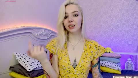 LilliMoore online show from January 24, 2025, 11:56 pm