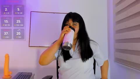 lillit_darkheart_ online show from November 9, 2025, 8:18 pm