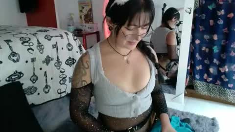 lillith_777 online show from January 5, 2026, 5:27 pm