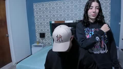 Snapshot of lillith_and_mike chatting on February 22, 2025, 12:51 pm Lillith and Mike online show from February 22, 2025, 12:51 pm