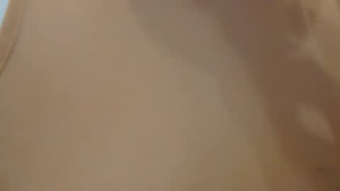 Snapshot of lillkit chatting on October 16, 2025, 9:27 pm Lilu online show from October 16, 2025, 9:27 pm