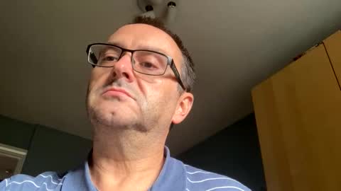 Snapshot of lills16 chatting on October 13, 2025, 12:05 pm lills16 online show from October 13, 2025, 12:05 pm