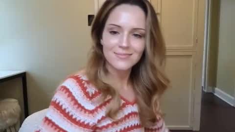 lilly_adams88 online show from April 4, 2026, 9:45 pm