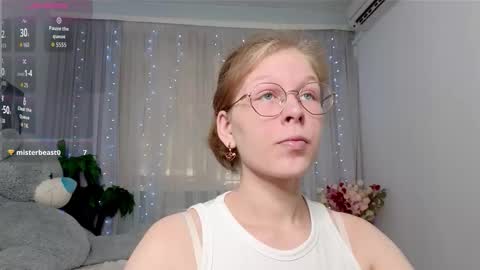 Lilly online show from September 21, 2025, 1:02 pm