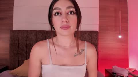 Snapshot of lilly_blear chatting on September 19, 2025, 12:17 pm lilly online show from September 19, 2025, 12:17 pm