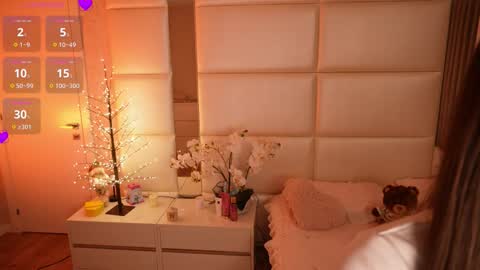 Snapshot of lilly_colins chatting on February 25, 2026, 7:23 pm Lilly Colins online show from February 25, 2026, 7:23 pm