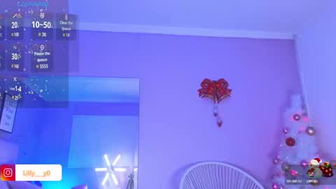 Snapshot of lilly_dollss chatting on December 26, 2024, 6:43 pm Sofia online show from December 26, 2024, 6:43 pm