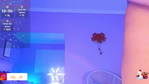 Snapshot of lilly_dollss chatting on January 7, 2025, 3:54 pm Sofia online show from January 7, 2025, 3:54 pm