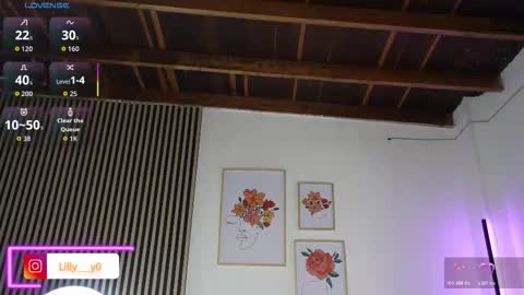 Snapshot of lilly_dollss chatting on October 21, 2025, 12:50 pm Sofia online show from October 21, 2025, 12:50 pm