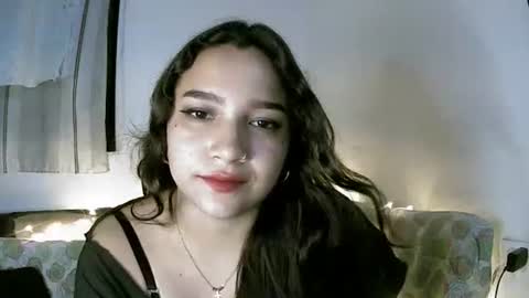 Snapshot of lilly_ocean22 chatting on November 5, 2025, 6:02 am Sey - Lilly online show from November 5, 2025, 6:02 am