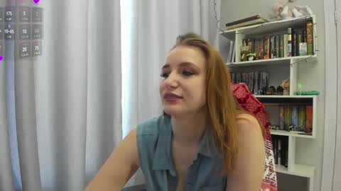 LillyFan X online show from February 21, 2025, 3:34 am