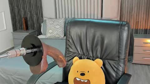 Lilly Ortiz online show from March 7, 2026, 12:02 pm