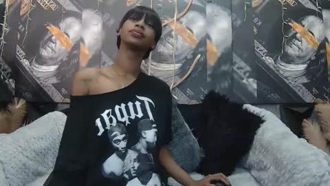 Snapshot of lilmissbaddiexxx chatting on April 30, 2026, 11:53 pm lilmissbaddiexxx online show from April 30, 2026, 11:53 pm