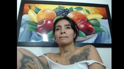 Snapshot of lilpalacio chatting on January 20, 2025, 10:48 pm lil palacio online show from January 20, 2025, 10:48 pm