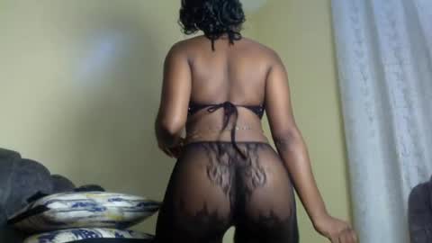 lilpretty16 online show from July 6, 2026, 3:03 pm