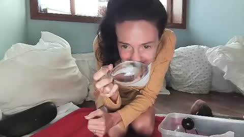 Lilrosiedoll online show from October 8, 2025, 4:26 pm