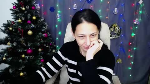 lilugrants online show from December 22, 2024, 1:01 am