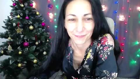 lilugrants online show from December 31, 2024, 4:27 am