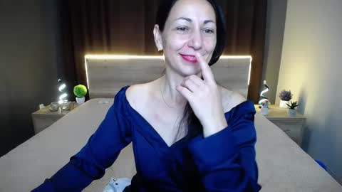 lilugrants online show from October 9, 2025, 6:50 pm