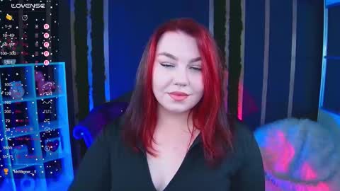 Lilu online show from November 25, 2025, 12:05 pm