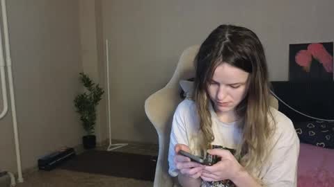 lily_and_jake online show from April 6, 2026, 3:15 am