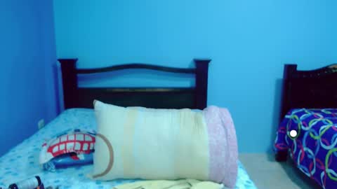 Snapshot of lily_benet1 chatting on September 15, 2025, 5:51 am LILYB online show from September 15, 2025, 5:51 am