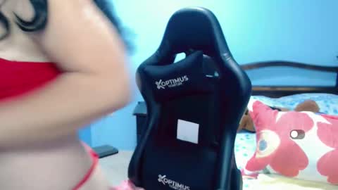 Snapshot of lily_benet1 chatting on November 20, 2025, 7:02 pm LILYB online show from November 20, 2025, 7:02 pm