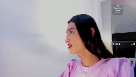 lily_cash1 online show from September 18, 2025, 7:49 pm