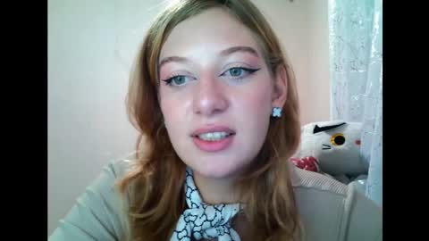 Snapshot of lily_ember chatting on September 17, 2025, 3:57 pm lily_ember online show from September 17, 2025, 3:57 pm