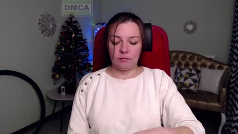 Lily online show from December 27, 2024, 3:53 am