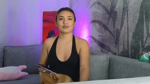 Lily online show from March 4, 2025, 1:49 pm