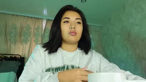 Lily online show from February 7, 2026, 6:17 am