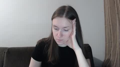 Snapshot of lily_love_x chatting on March 5, 2026, 10:06 pm lily_love_x online show from March 5, 2026, 10:06 pm