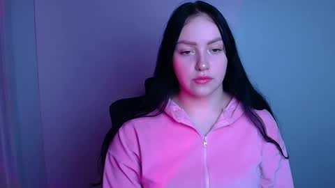 Snapshot of lily_lyyy chatting on January 6, 2026, 1:26 pm Lily online show from January 6, 2026, 1:26 pm