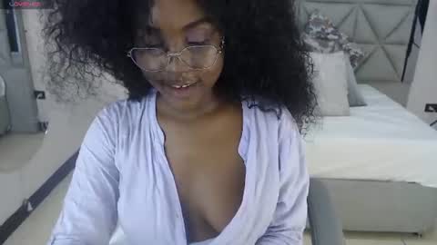 Snapshot of lily_mendoza chatting on June 12, 2026, 7:46 pm lily_mendoza online show from June 12, 2026, 7:46 pm