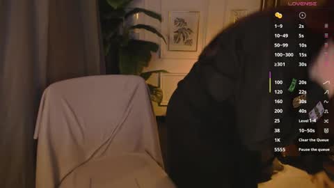 Lily online show from April 4, 2026, 2:03 pm