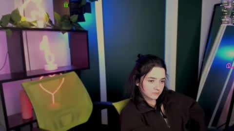 Lily online show from March 22, 2026, 12:36 am